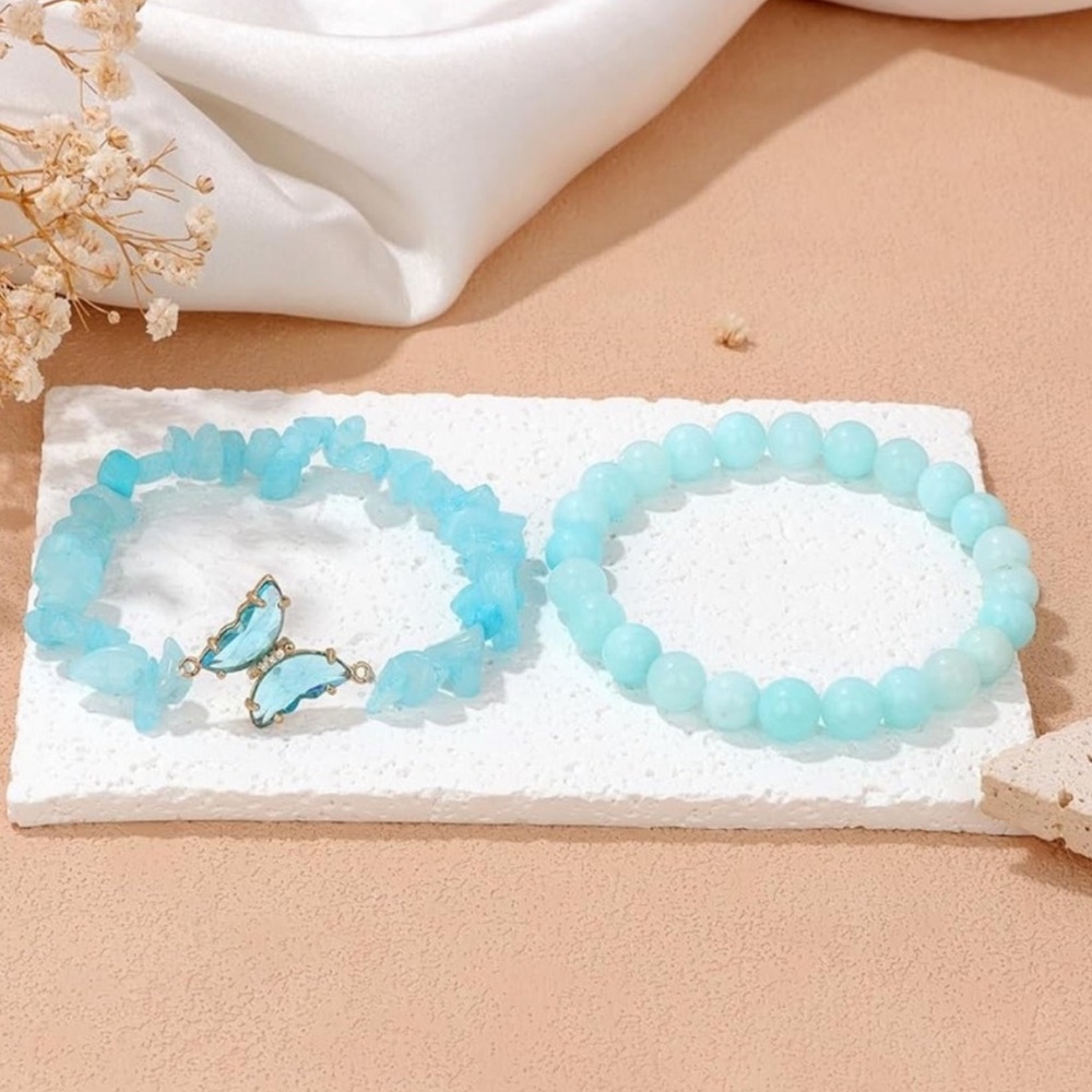 🆕New Light Blue Gemstone Bracelet with Butterfly Charm - Picture 2 of 4